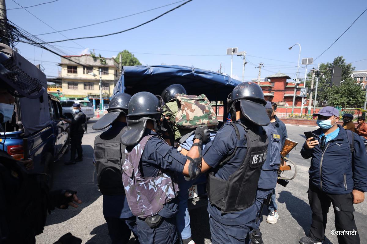 protester arrest (5)