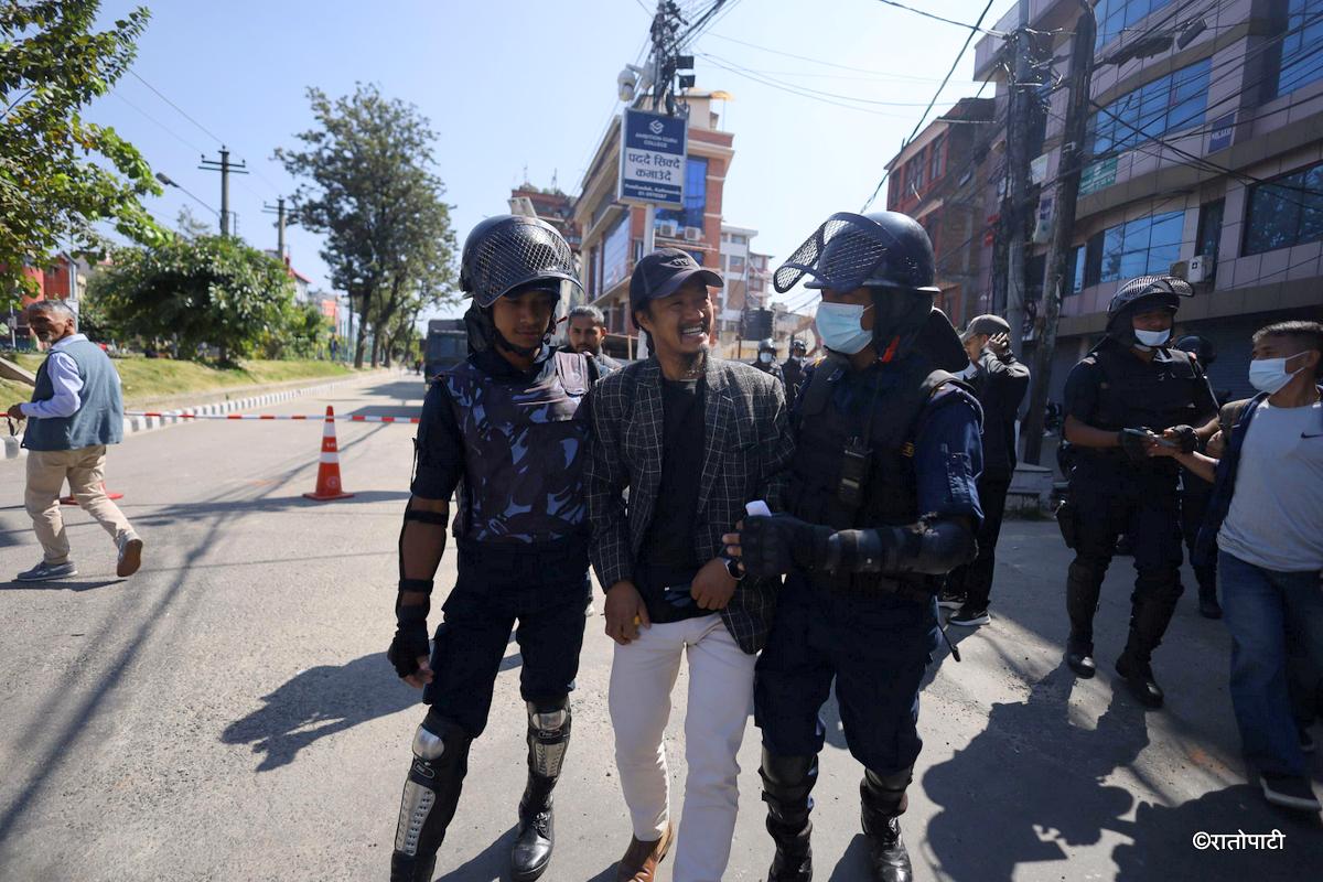 protester arrest (6)