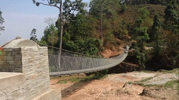   ‘खकुवाखोलामा झोलुङ्गे पुल बनेपछि  पुस्तौँदेखिको समस्या अन्त्य भएको छ’