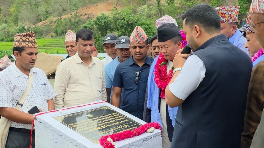 खोटाङ सावा खोलामा बनेको ८ करोडको पुल उद्घाटन