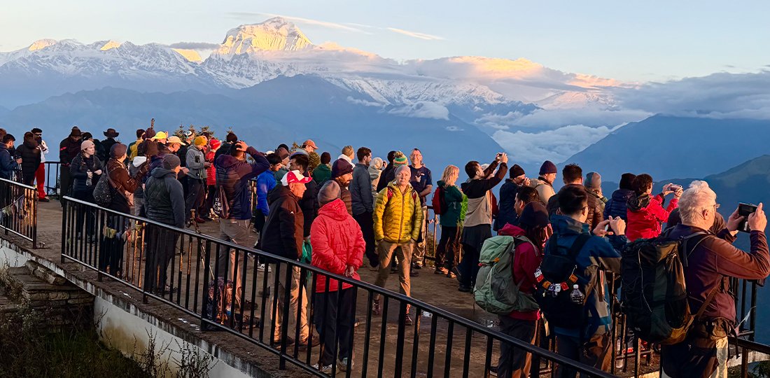   मनै लोभ्याउने पुनहिल