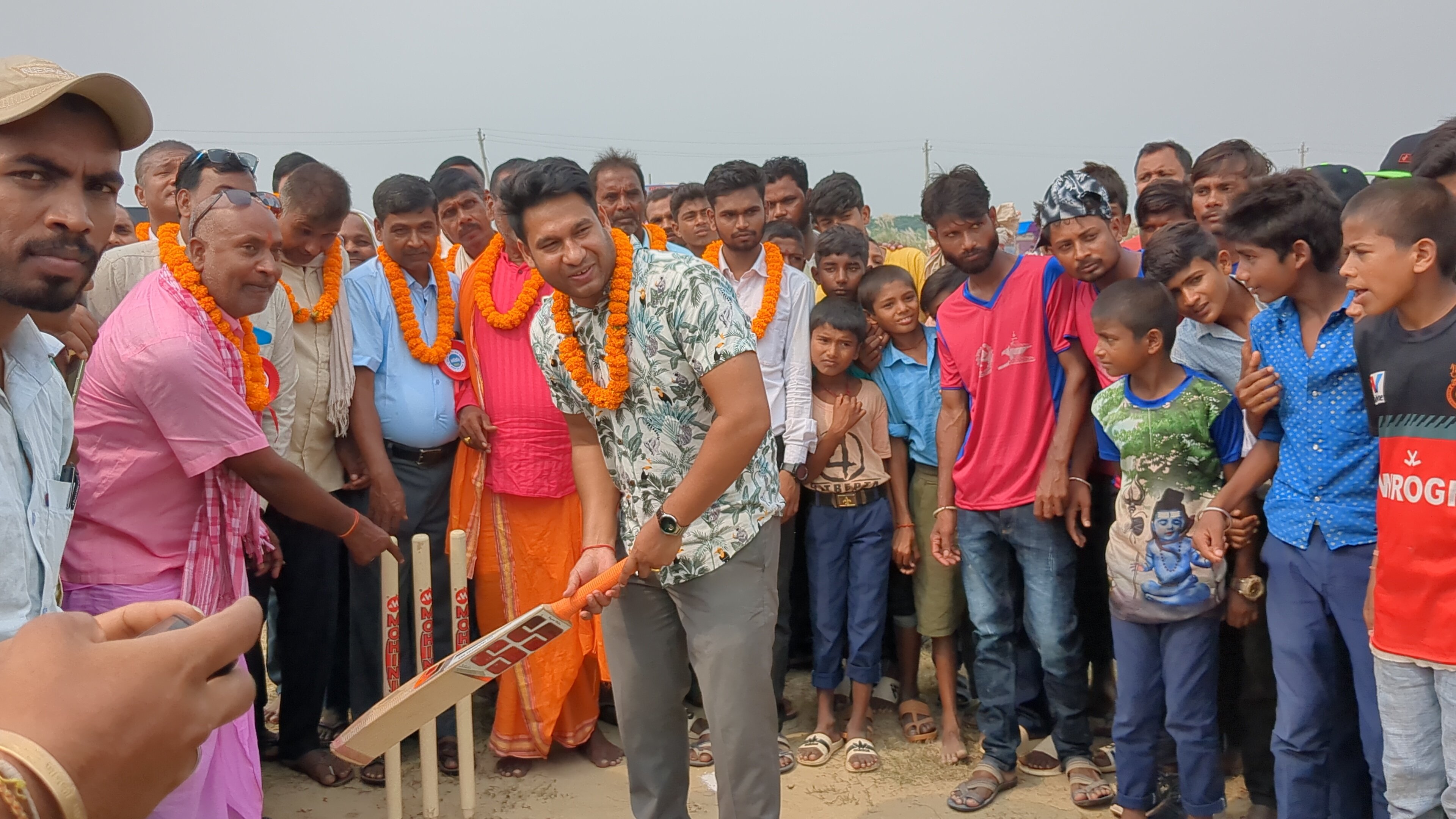 कटहरियामा अन्तर जिल्ला क्रिकेट  प्रतियोगिता सुरु, आज वीरगन्ज र हेटौँडाबिच प्रतिस्पर्धा