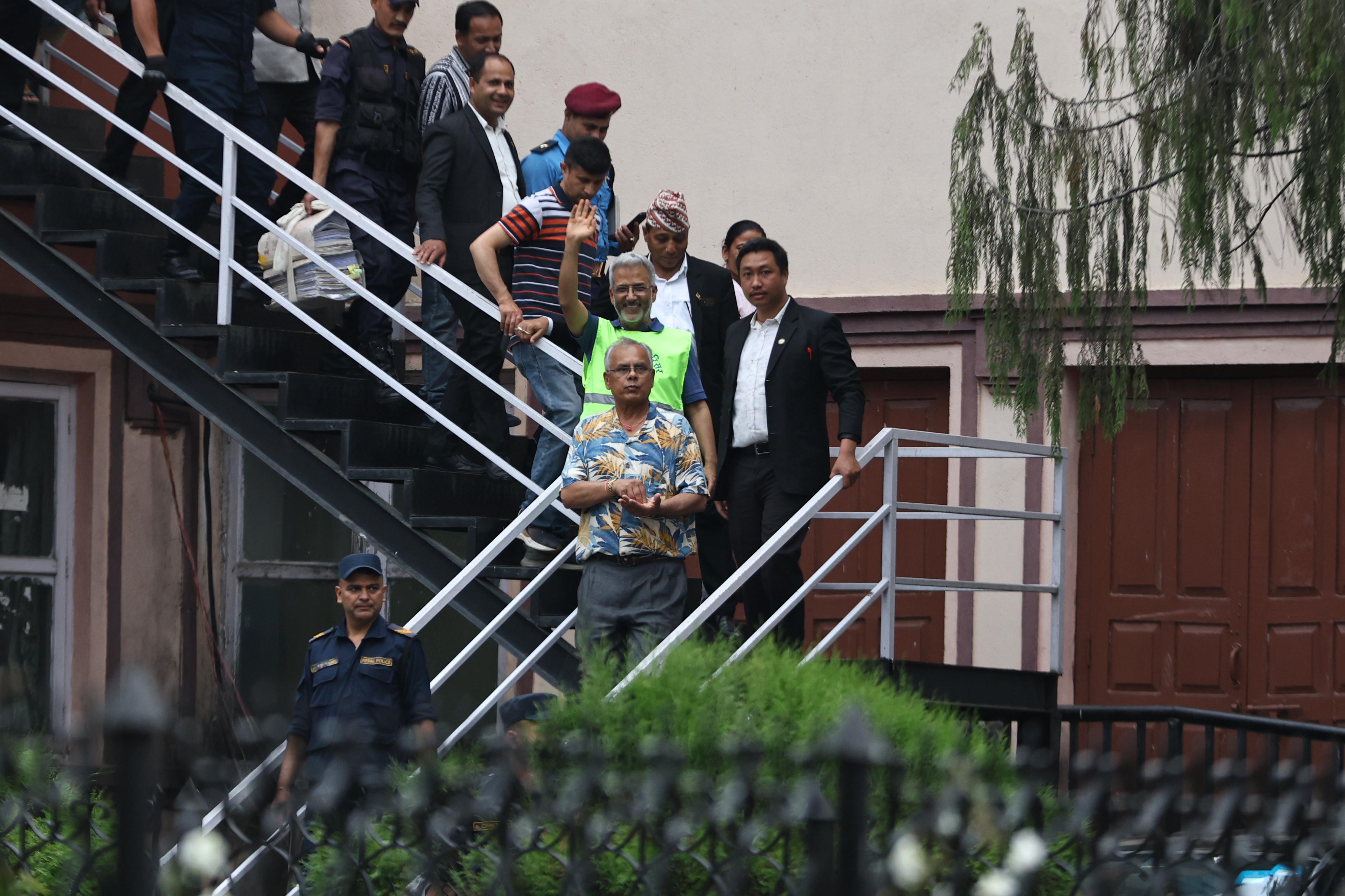 रवीन्द्र मिश्रलाई थुनामुक्त गर्न आदेश