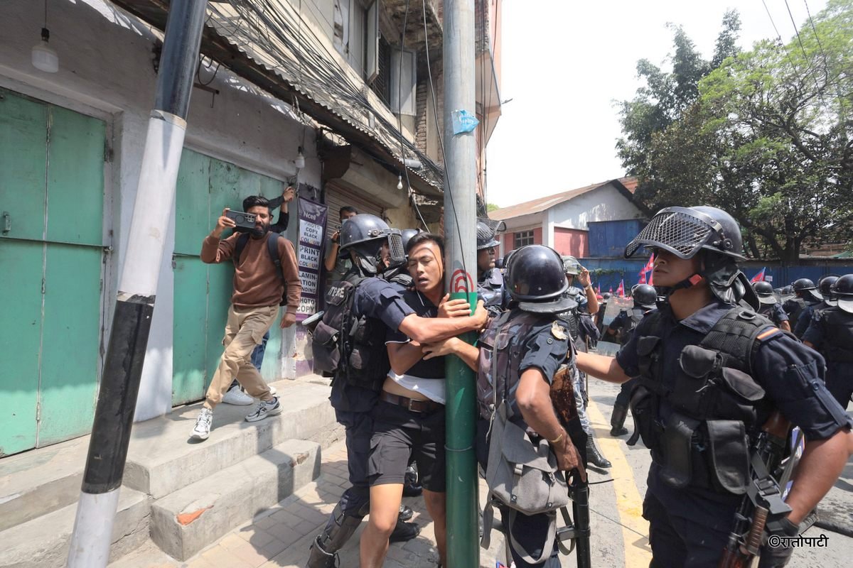 rajabadi protest (1)