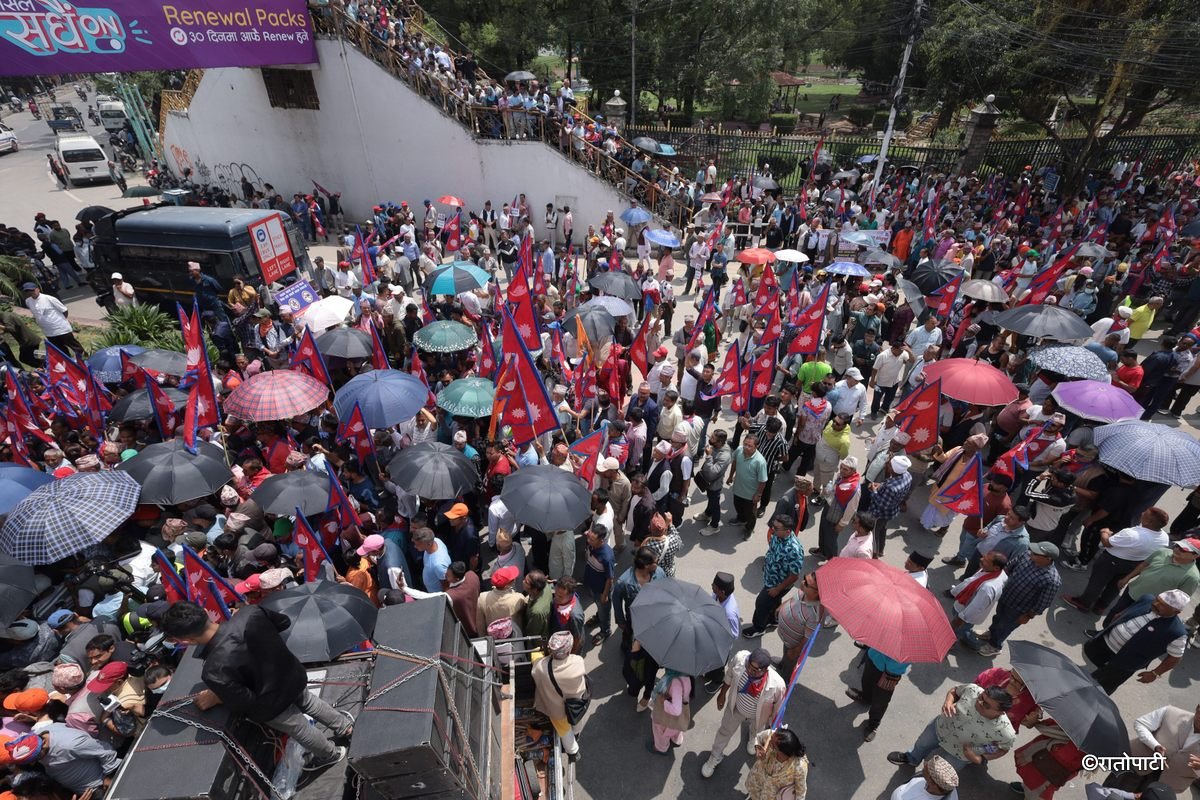 rajabadi protest (11)