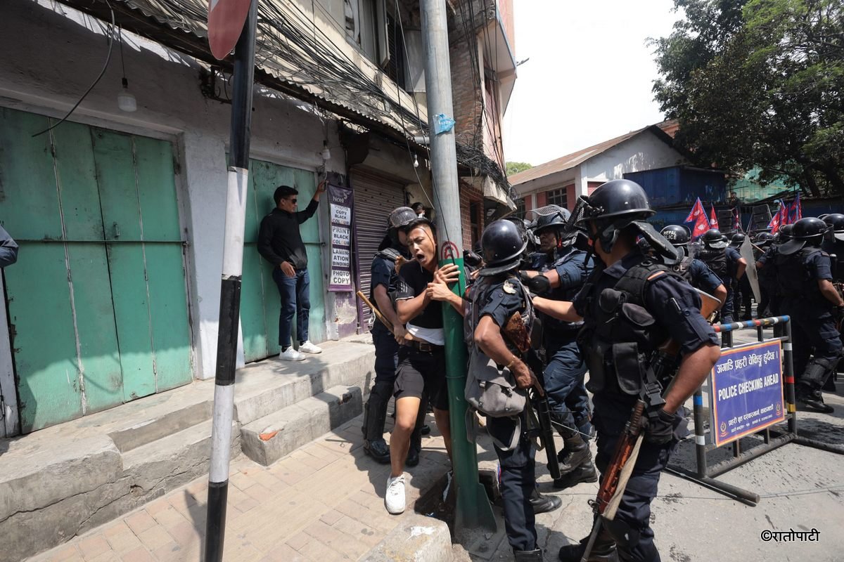 rajabadi protest (2)