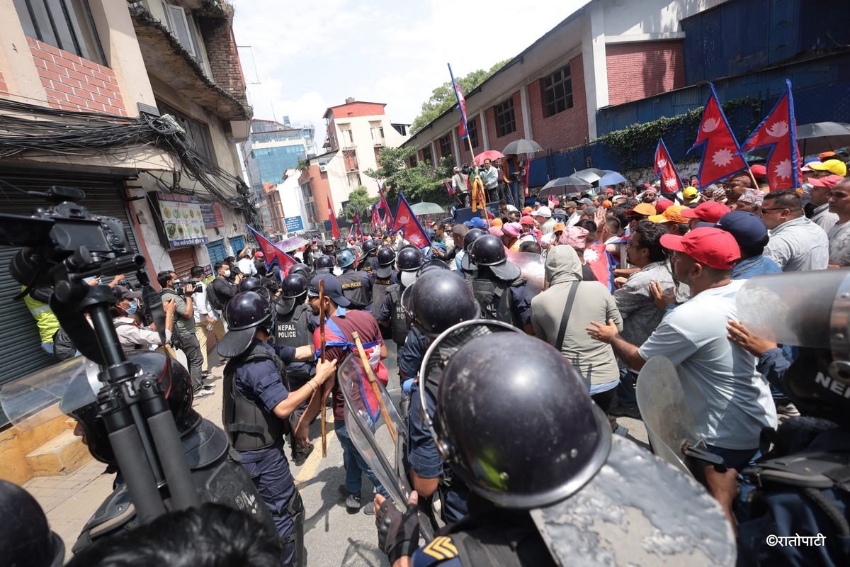 rajabadi protest (23)