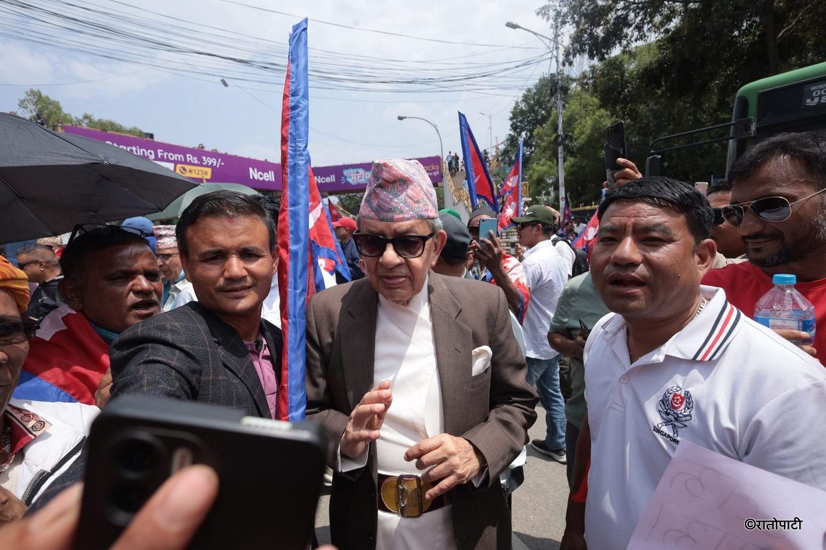 rajabadi protest (8)