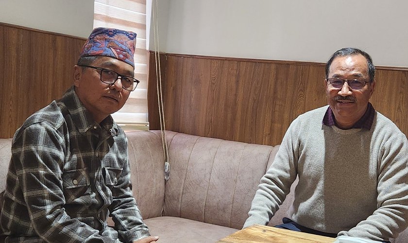   लिङ्देन र थापाबिच भेटवार्ता