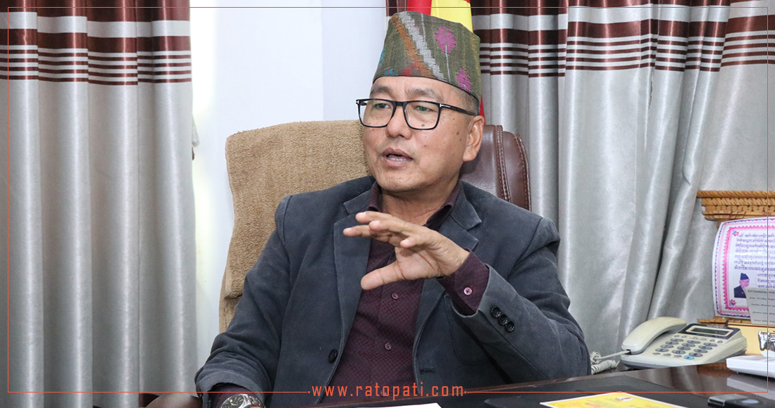 राप्रपा अध्यक्ष लिङ्देनलाई प्रश्न : तपाईं संविधान मान्नु हुन्छ ?
