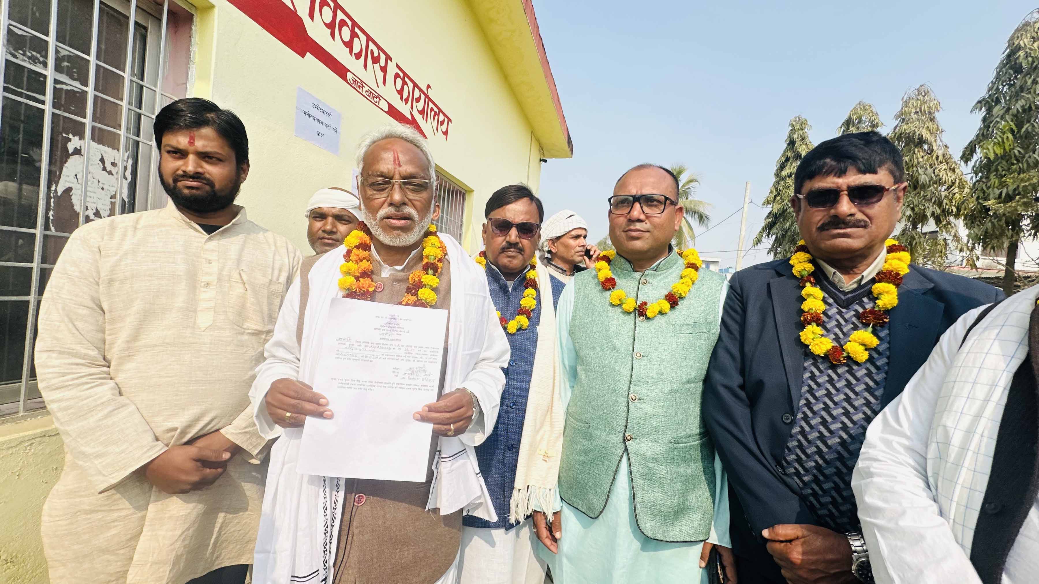   सर्लाही–२ मा राजेन्द्र महतोको उम्मेदवारी