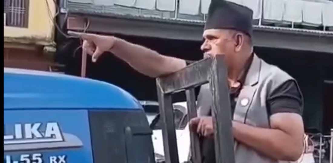 पूर्वमुख्यमन्त्री रावलको भाइरल भिडियो : के भएकाे थियाे ?