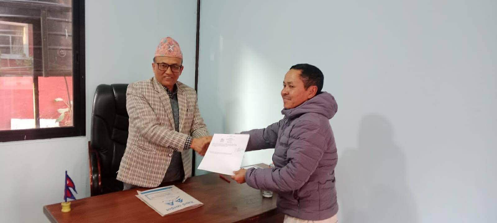 नुवाकोट– २ बाट प्रलाेपाका तामाङले गराए उम्मेदवारी दर्ता