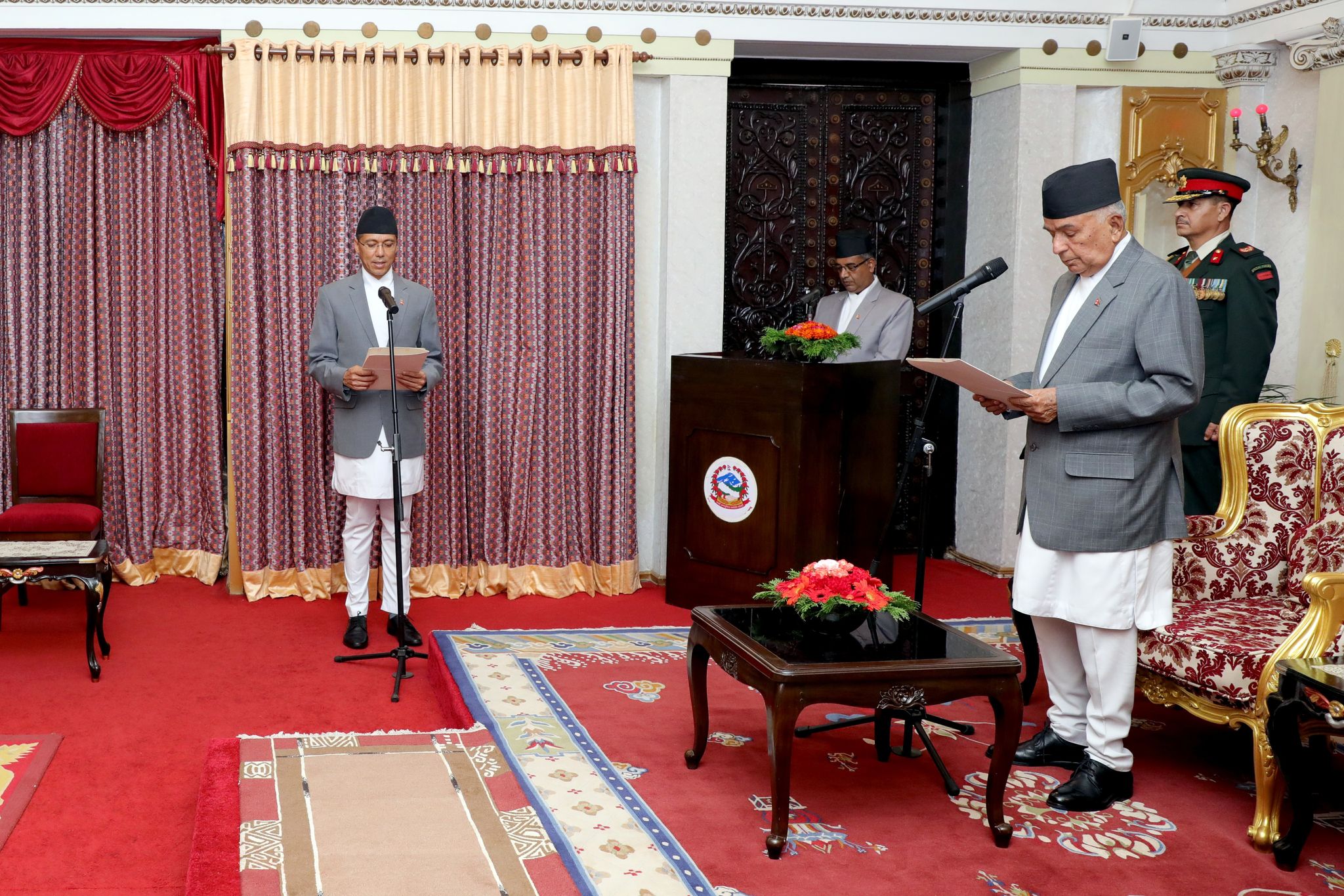   नवनियुक्त राजदूत थापाद्वारा शपथ ग्रहण