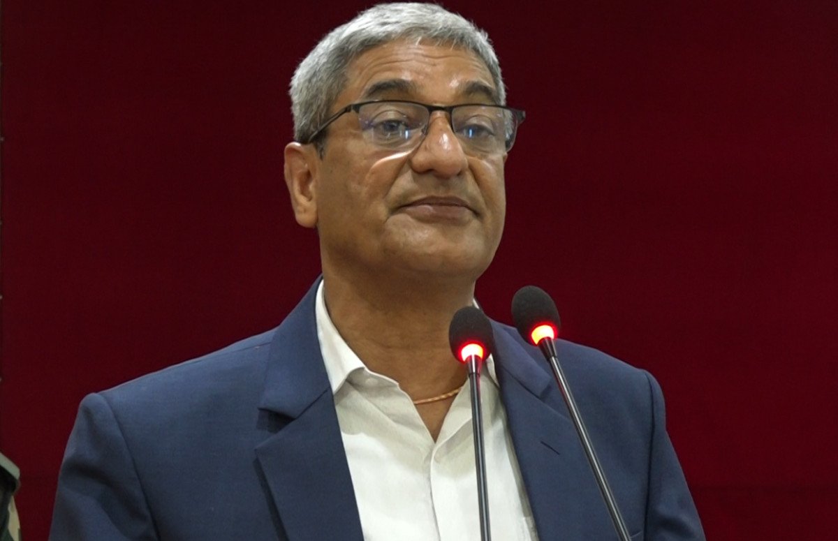 लागुऔषध नियन्त्रणमा लाग्न सुरक्षा निकायहरूलाई गृहमन्त्री लेखकको निर्देशन