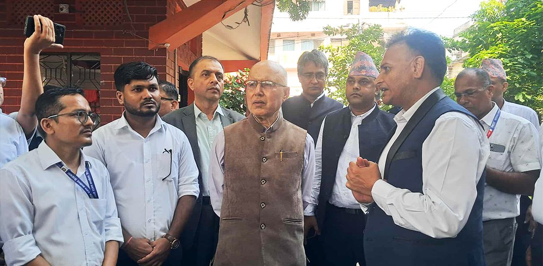स्वकीयको सेवा सुविधा खारेजः कोशीका मन्त्री र अर्थमन्त्रीको फरक मत