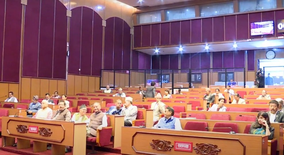   यस्ता छन् राष्ट्रियसभामा निजामती सेवा विधेयकमा ४३ सांसदले राखेका १६ संशोधन प्रस्ताव