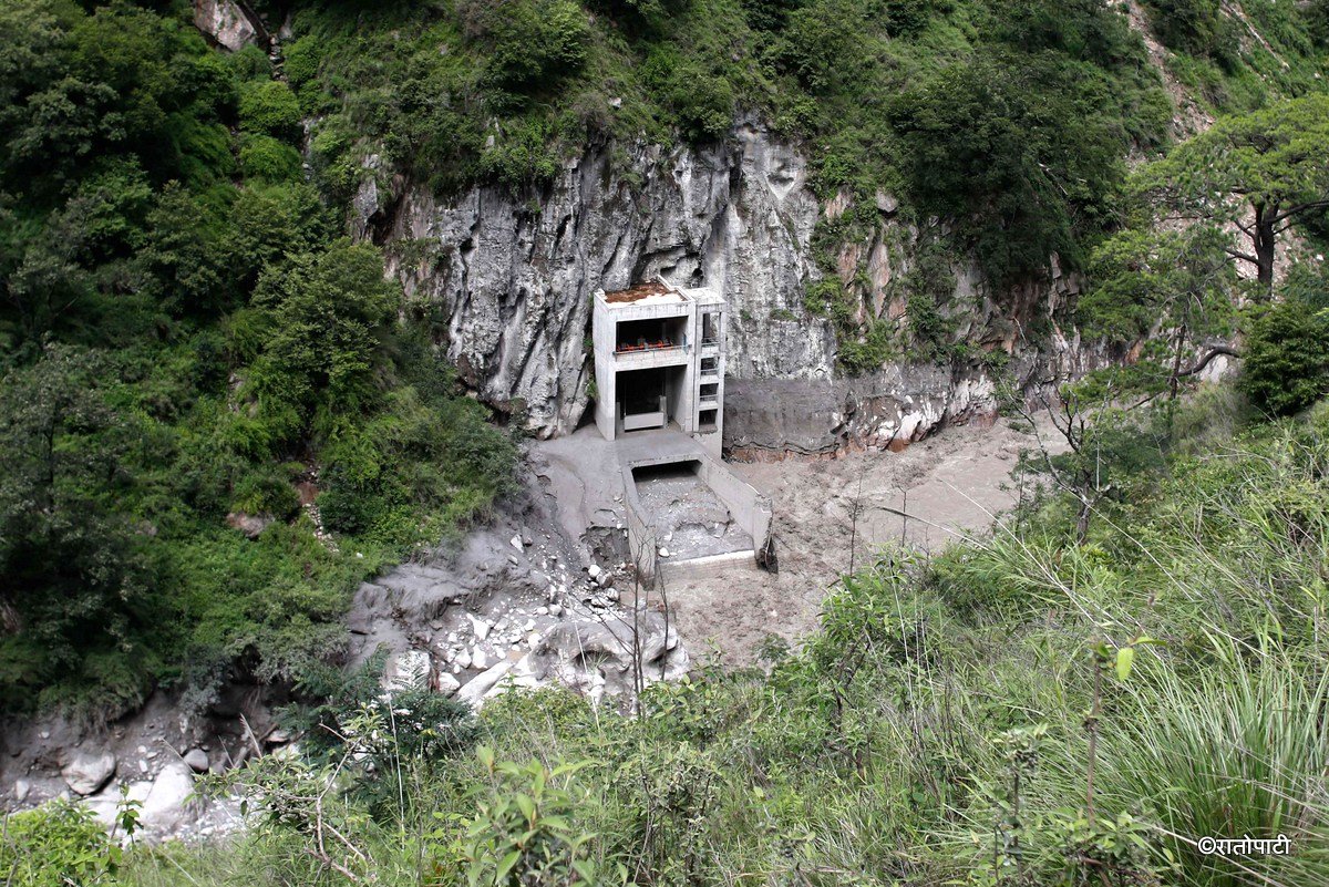   आगामी ३ दिन नदीमा बाढी आउन सक्ने, जलविद्युतमा पूर्वतयारीका लागि इप्पानको आग्रह