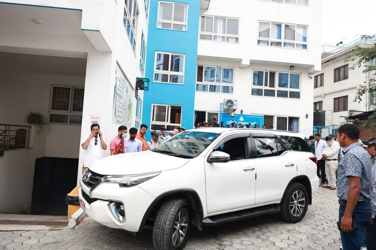 Rastriya Swatantra Party Leaders' Vehicles Use Black Tinted Glass
