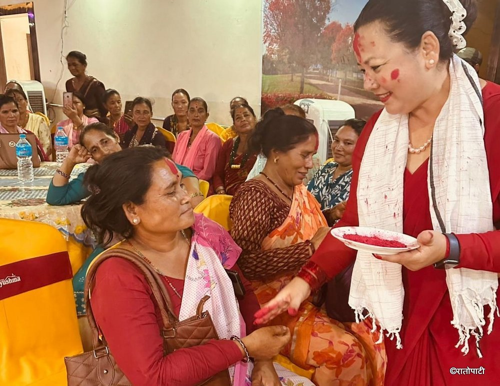 प्युठानमा एकल महिलाले सुरु गरे 'रातो अबिर अभियान'