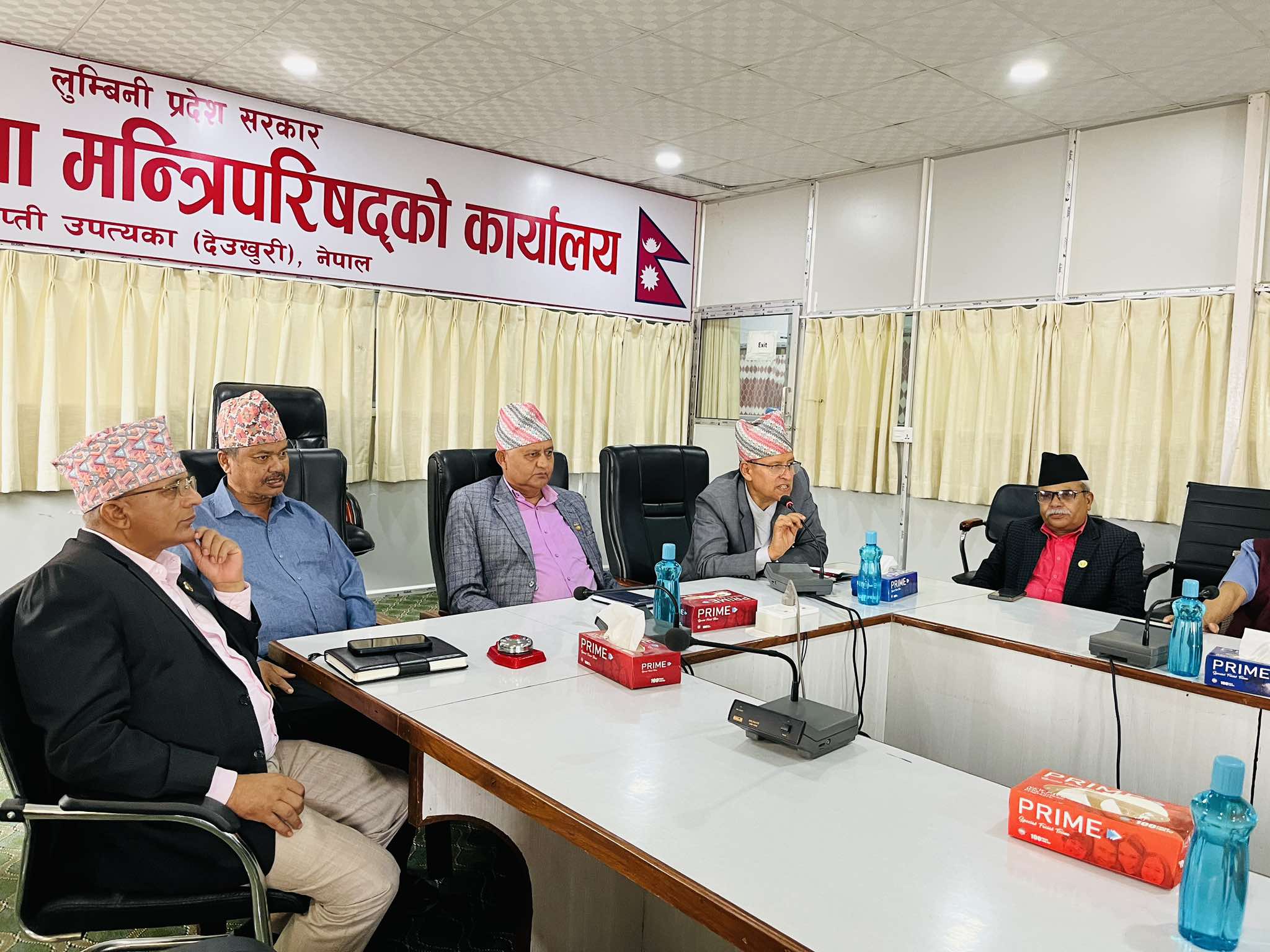 लुम्बिनी प्रदेश सरकारले संसद्मा प्रतिनिधित्व गर्ने दलहरूसँग बजेटबारे सुझाव संकलन
