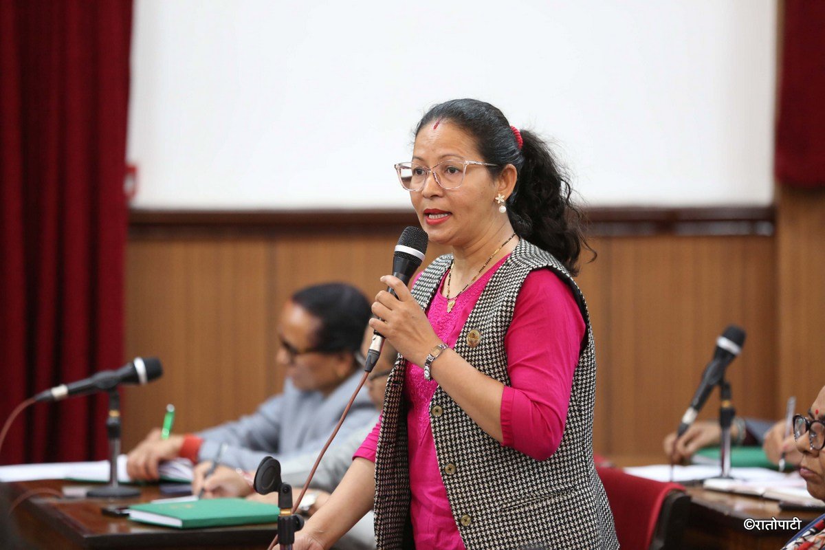 MP Renu Chand Criticizes Government Over Insects in Squatter Food