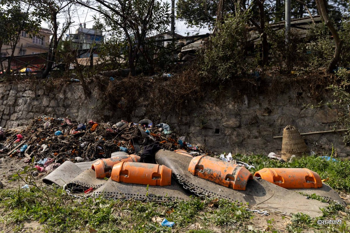 River Trash Barriers (10)