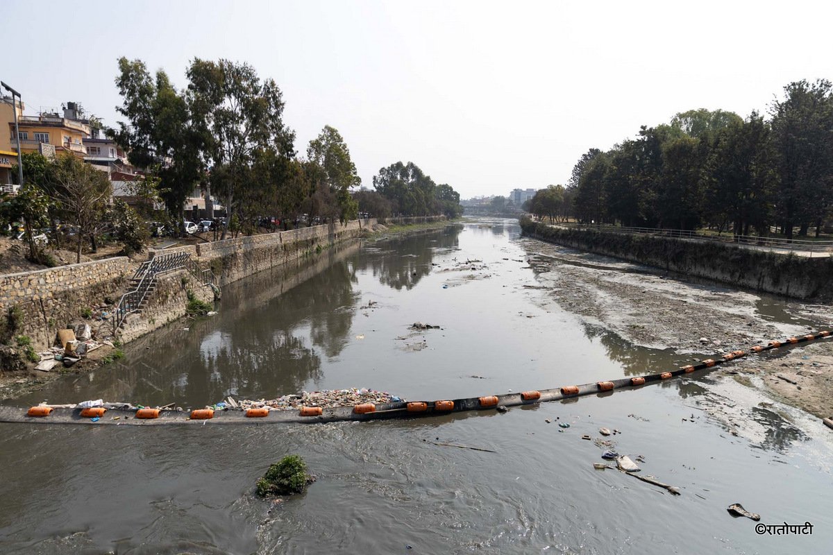 River Trash Barriers (12)