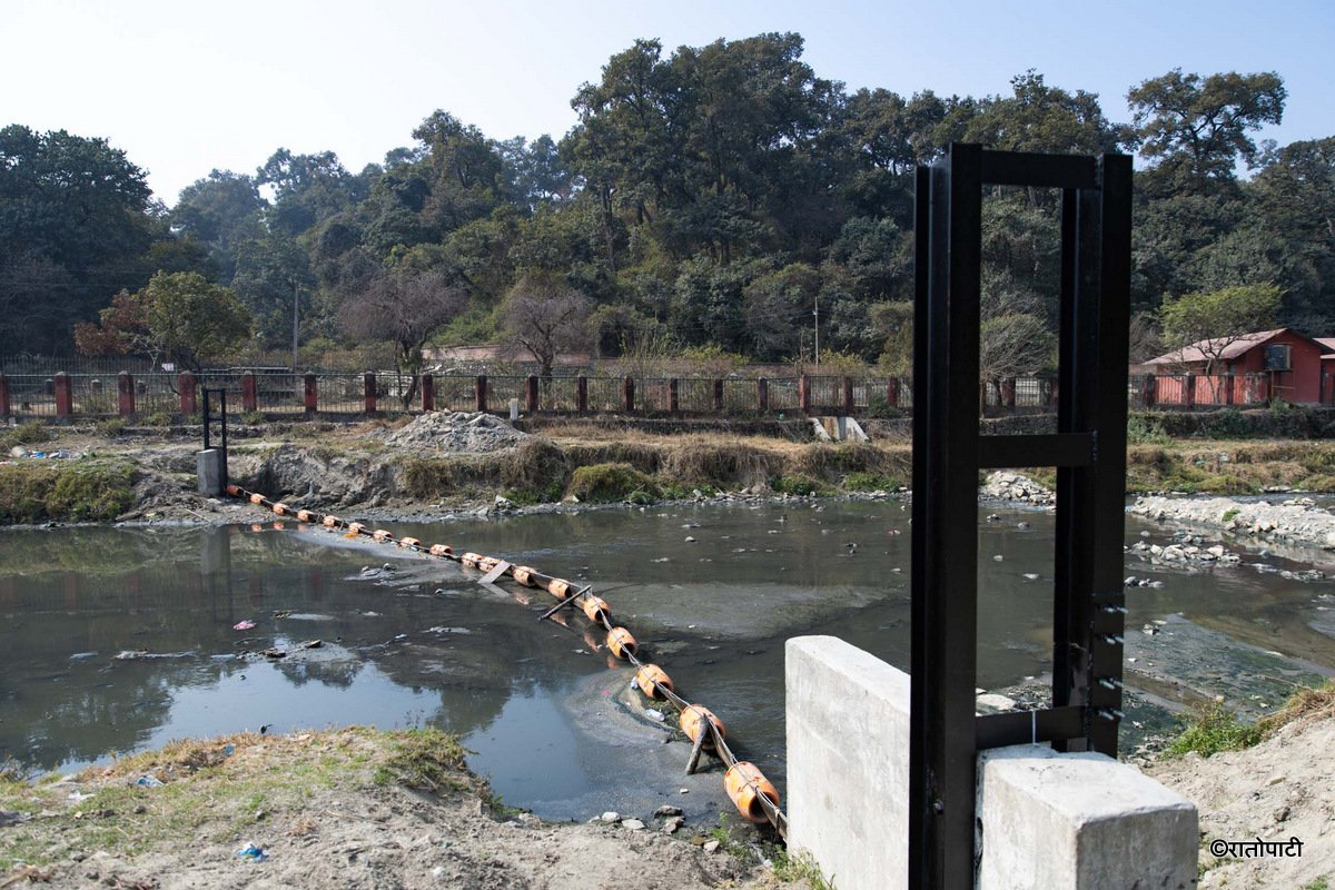 River Trash Barriers (4)