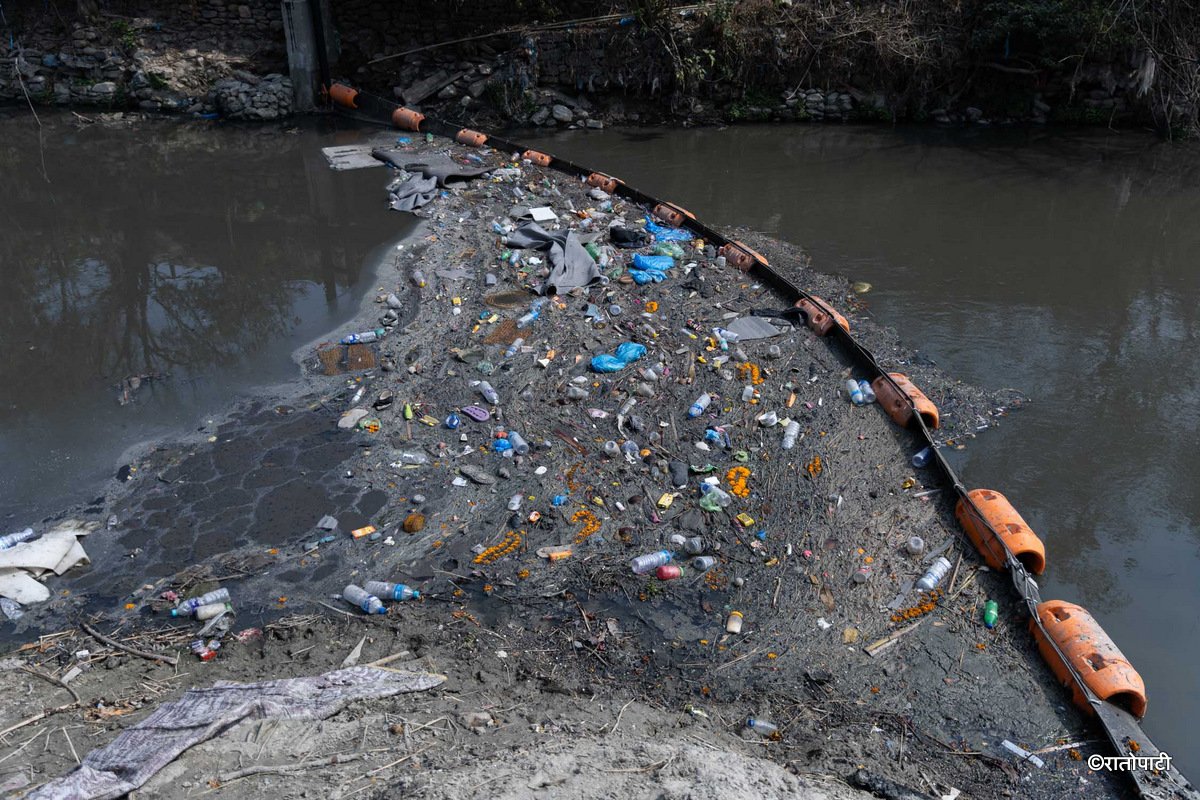 River Trash Barriers (8)