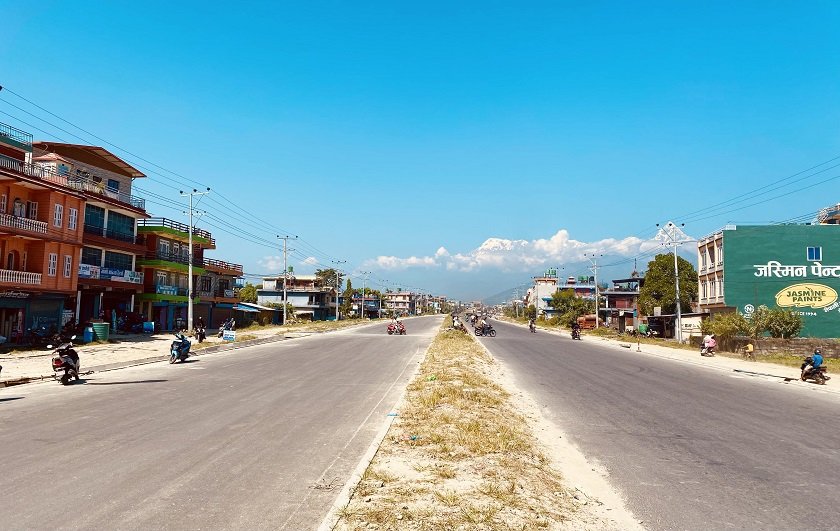   अब सरर पोखरा–मुग्लिन सडकमा