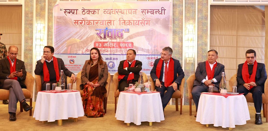   जब मोबाइलमा रातोपाटीको समाचार देखेपछि महानिर्देशकमाथि खनिए ठेकेदार...