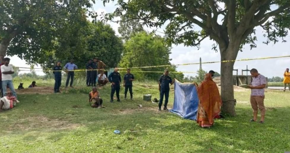 सिरहामा ४० वर्षीय महिलाको शव खोलाकिनारमा भेटियो