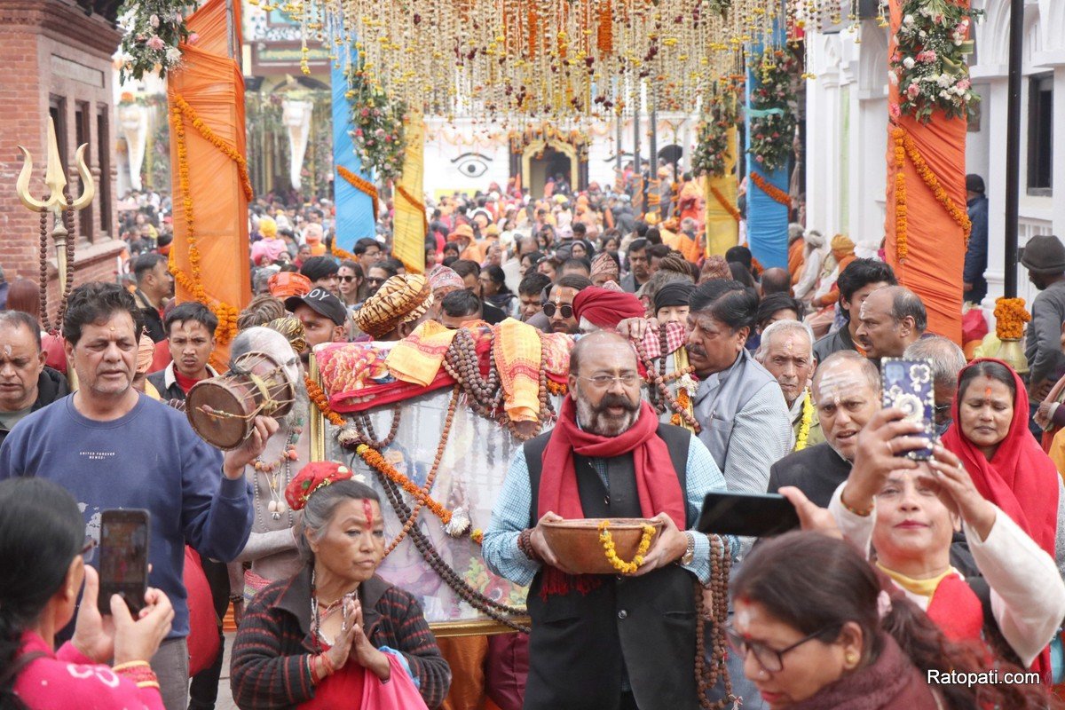 sadhu-santa (1)