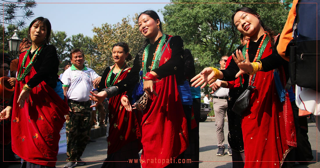 ७१ औँ अन्तर्राष्ट्रिय सगरमाथा दिवसको अवसरमा प्रभातफेरी (तस्बिरहरू)