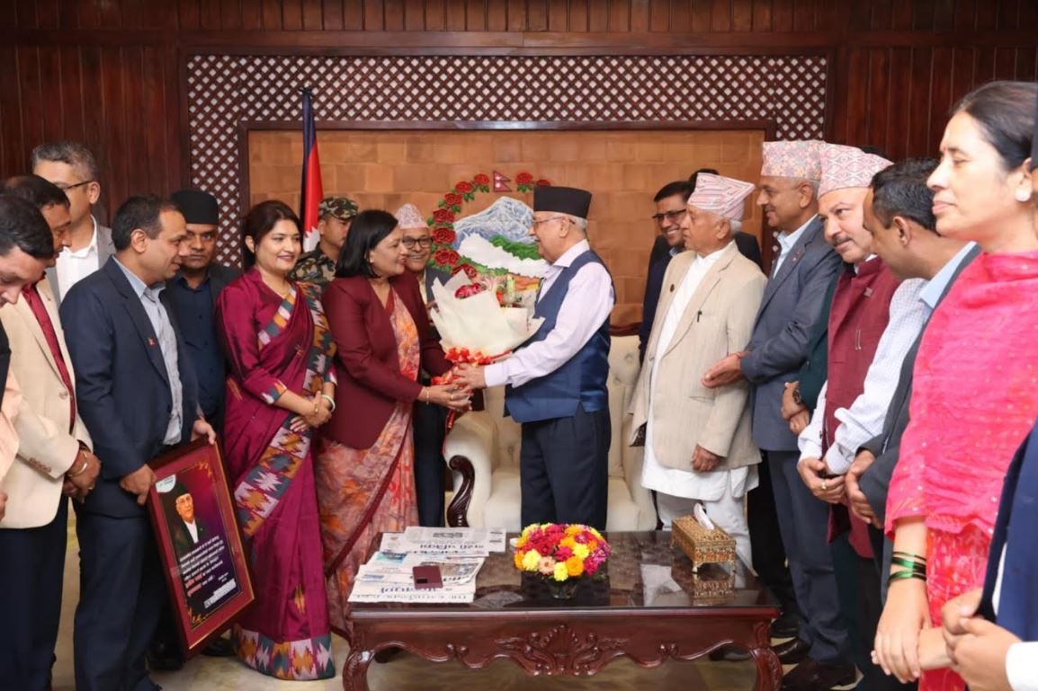   प्रधानमन्त्री ओलीलाई सहकारी महासंघको ध्यानाकर्षण पत्र– कर्जा सूचना केन्द्र कार्यान्वयनमा ल्याउन माग