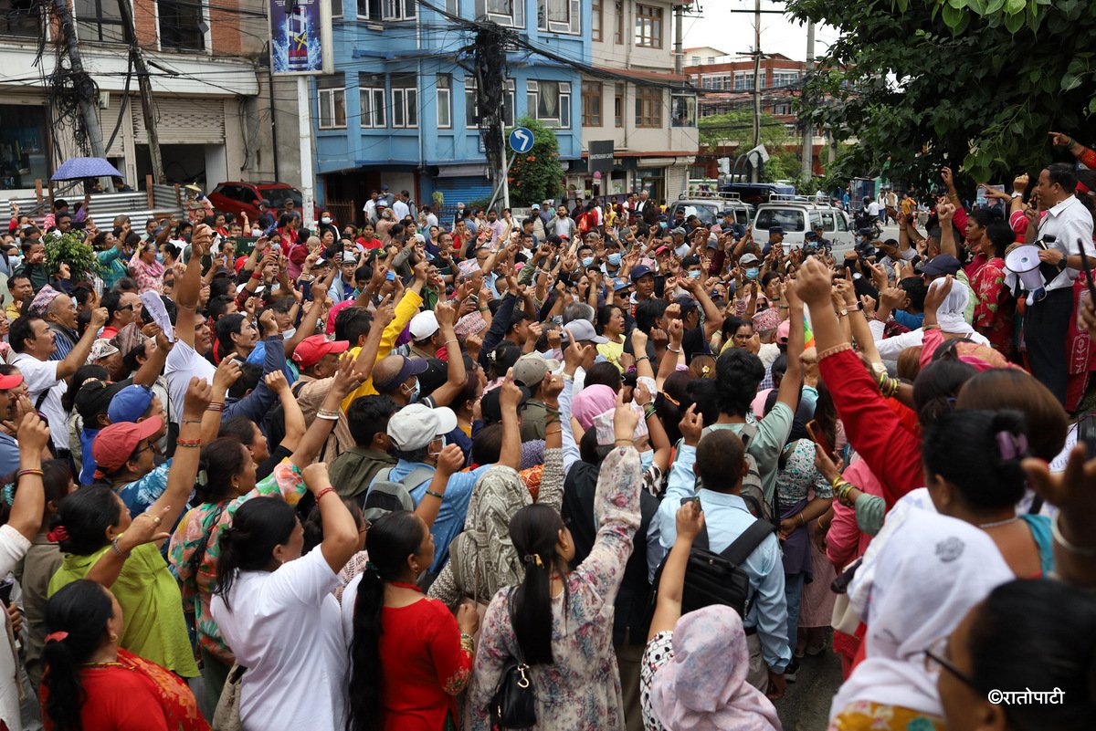 sahakari pidit protest (10)