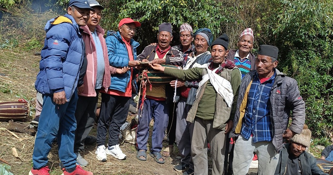  नाचगानबाट सङ्कलित रकम सडक निर्माणमा सहयोग