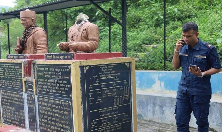 भानुभक्त र घाँसीको सालिक तोडफोड गर्ने एक जना पक्राउ