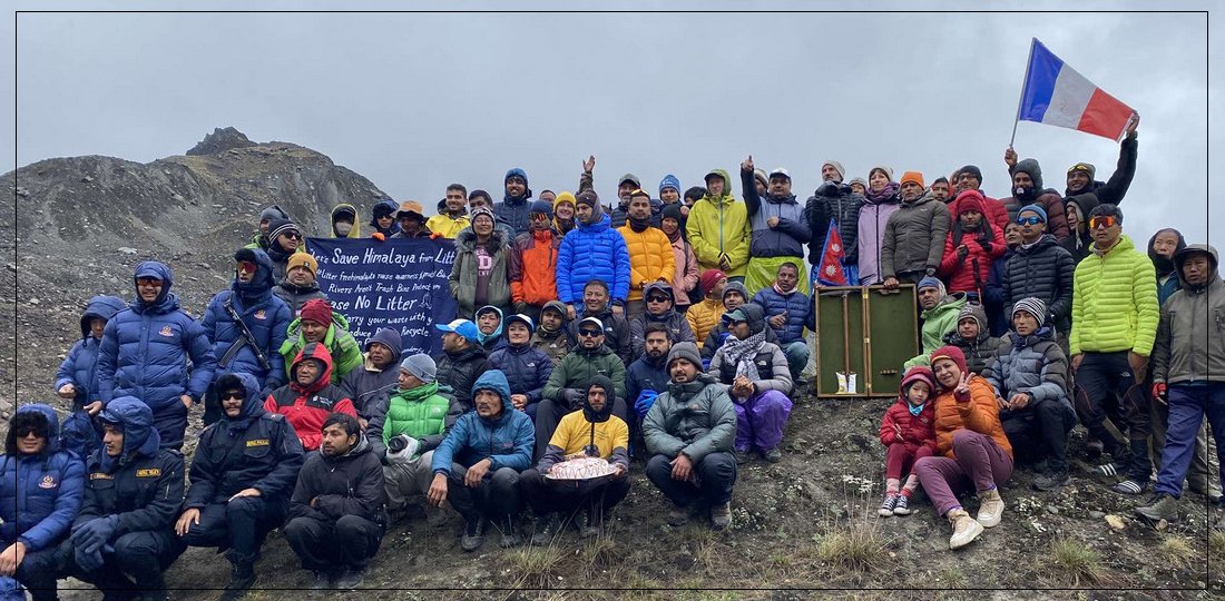 अन्नपूर्ण आधार शिविरमा माउरिस हार्जोगको सम्मान (तस्बिरहरू)