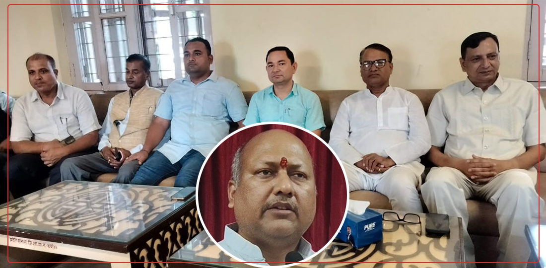  मधेसका मुख्यमन्त्री सिंहलाई निकासको बाटो खोल्न दलहरूको दबाब