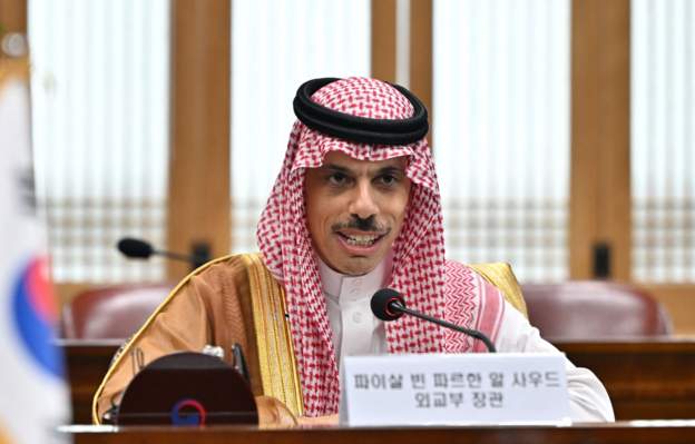 साउदी अरबका विदेश मन्त्रीले भने, ‘सिरियाका विषयमा अरब राष्ट्रहरूले आफ्नो अडान परिवर्तन गर्नुपर्छ’