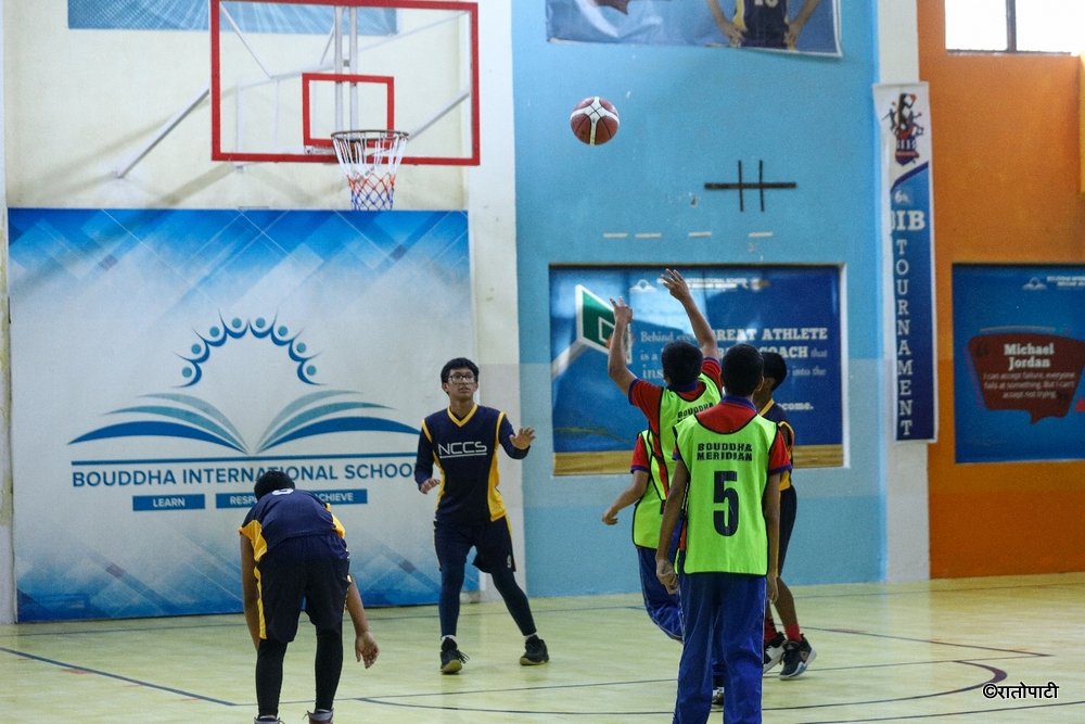 school basketball (1)