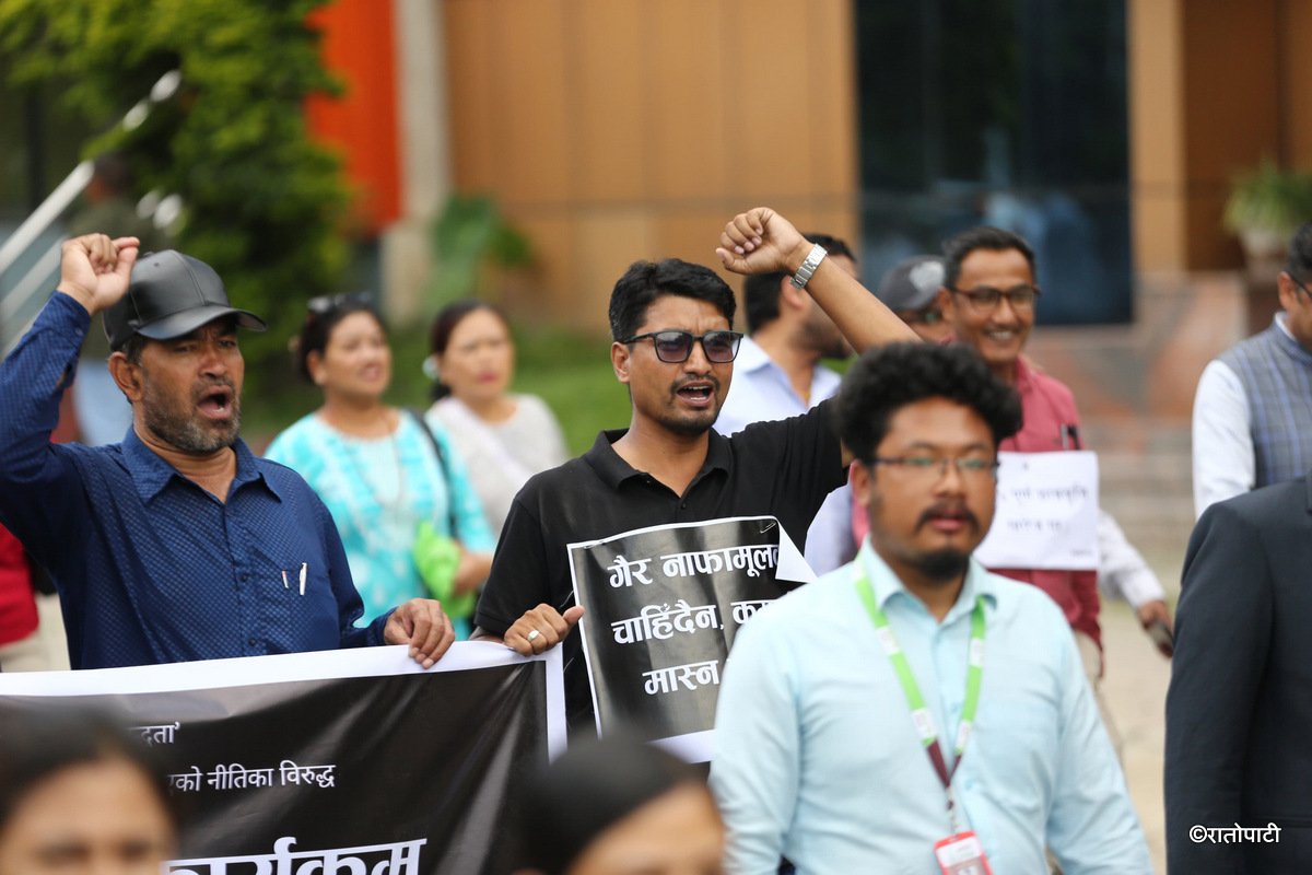 school founder andolan (10)