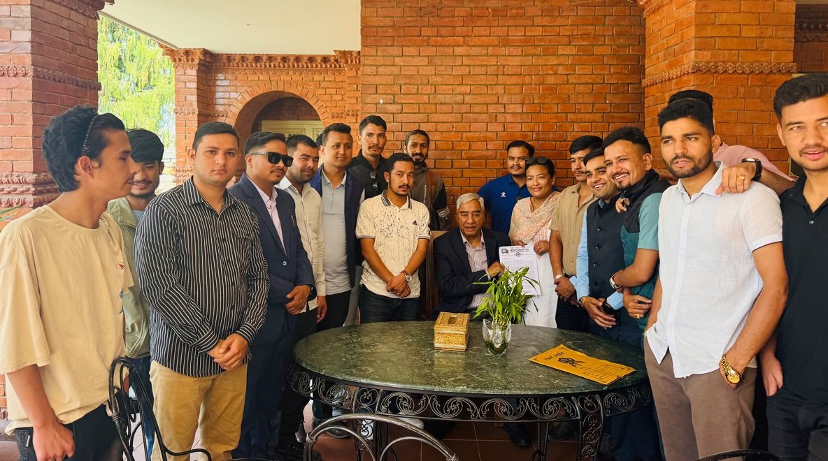 नेविसंघको तदर्थ समिति भङ्ग गर्न माग गर्दै शेखर समूहका सदस्यहरूले देउवालाई बुझाए ज्ञापनपत्र