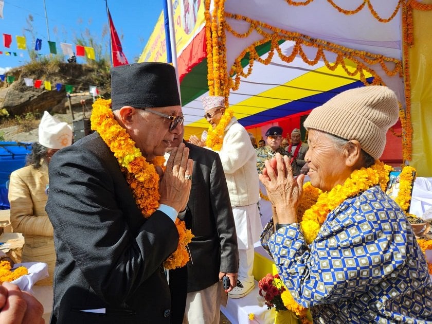 प्रत्येक जातजातिलाई आफ्नो धर्म–संस्कृति तथा साहित्यको विकास गर्ने अधिकार छ : डा.कोइराला