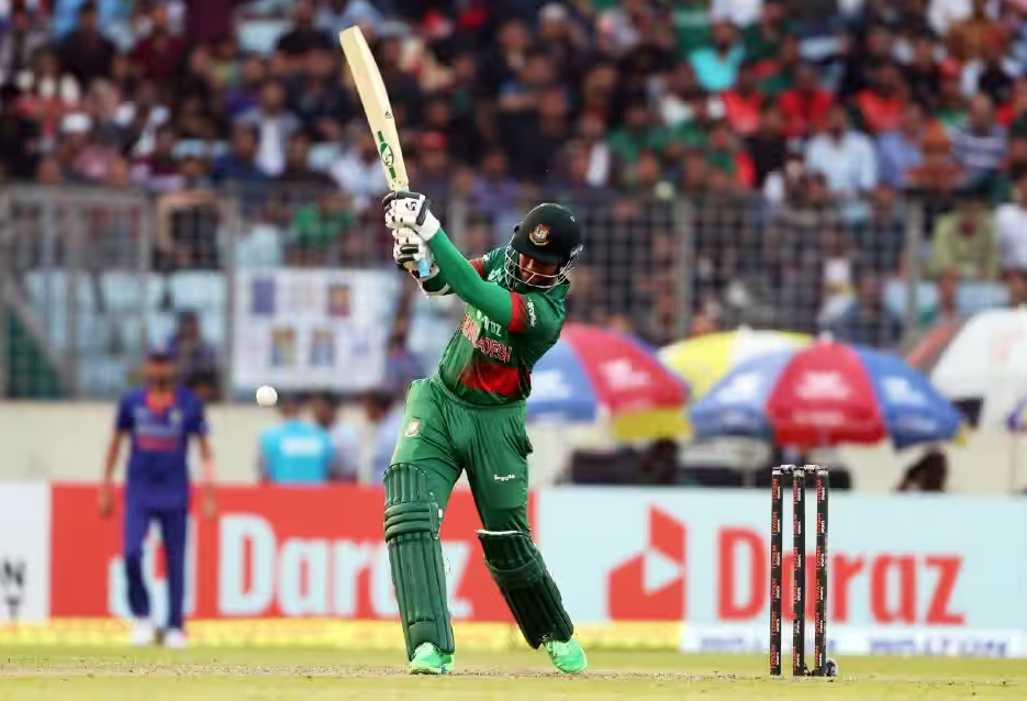 Shakib al Hasan reprimanded by ICC