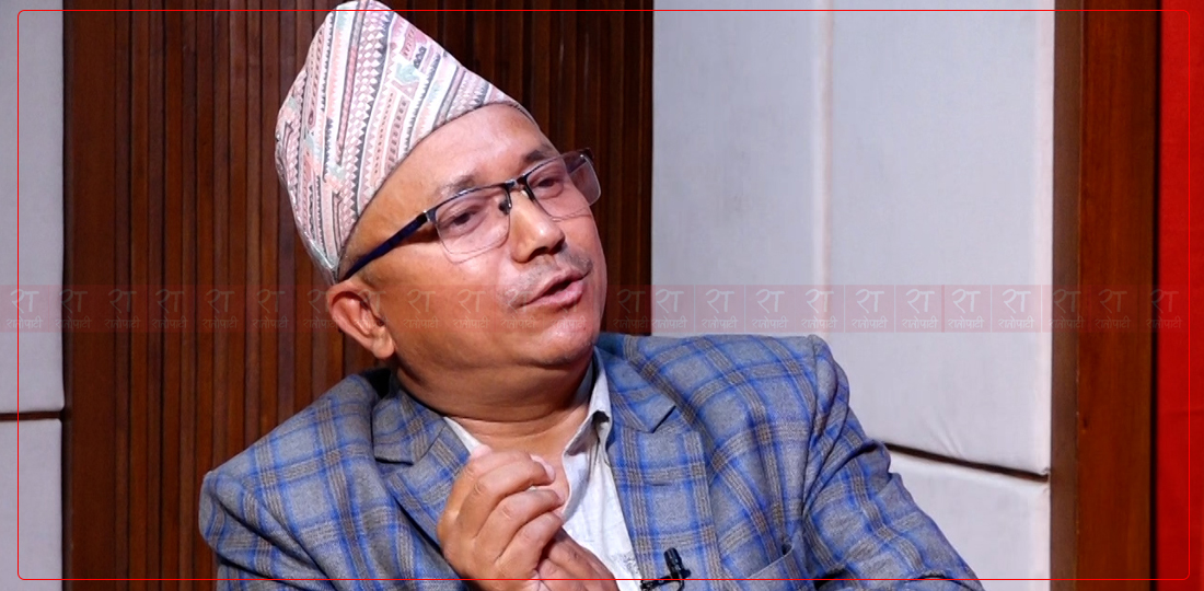 शिक्षक नेतालाई प्रश्न– विद्यालय शिक्षा ऐन गोजीमा हालेर घर फर्किनुभयो ? (भिडियोसहित)