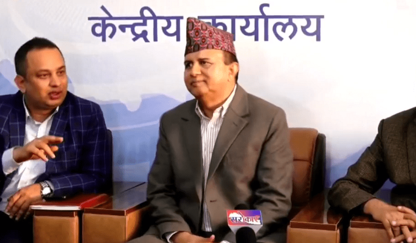   शंकर पोखरेल भन्छन्– केपी ओलीलाई स्थानहद गरेर चुनाव हुन्छ भन्नु काल्पनिक हो