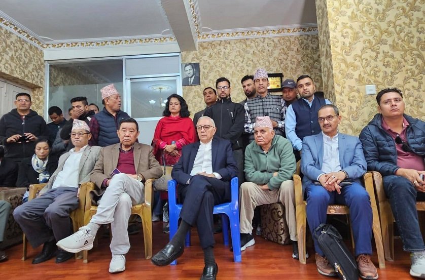   निर्वाचन अगाडि नियमित महाधिवेशन हुनुपर्छ : डा.शेखर कोइराला